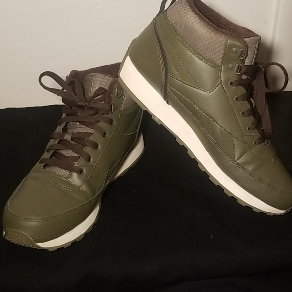 Reebok casual sneakers